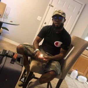 Meet your Posher, Ray